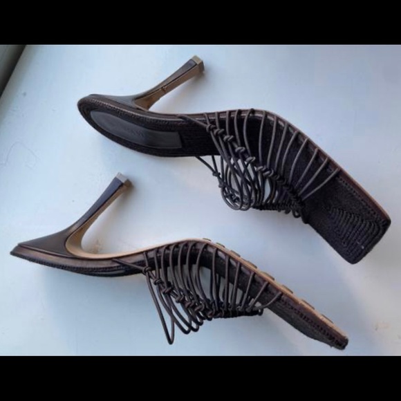 Bottega Veneta Raffia Mule Sandals - Picture 5 of 8